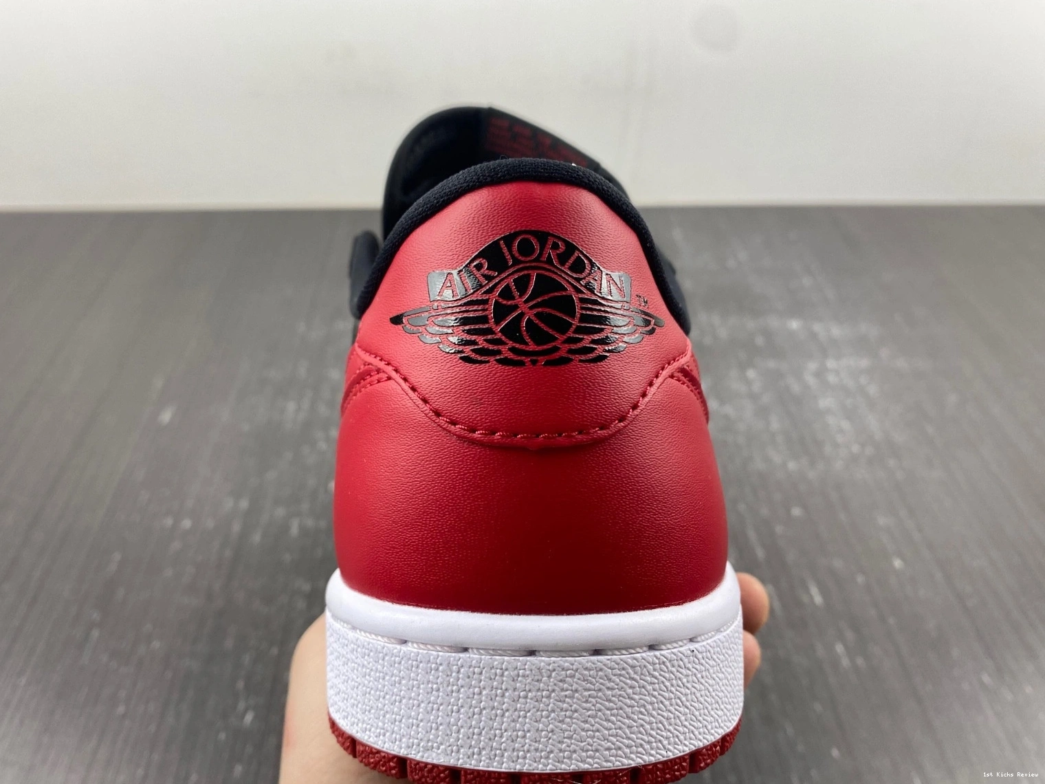 705329-001 Low Jordan (2015) Retro Bred - 1 0829